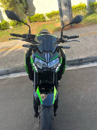 KAWASAKI Z900 